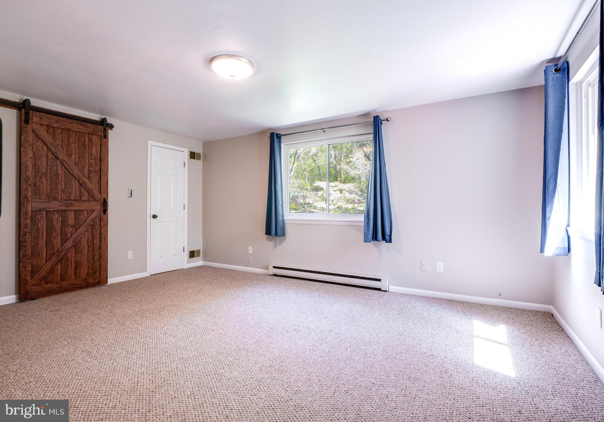 WEST SPRINGFIELD VILLAGE - Residential Lease