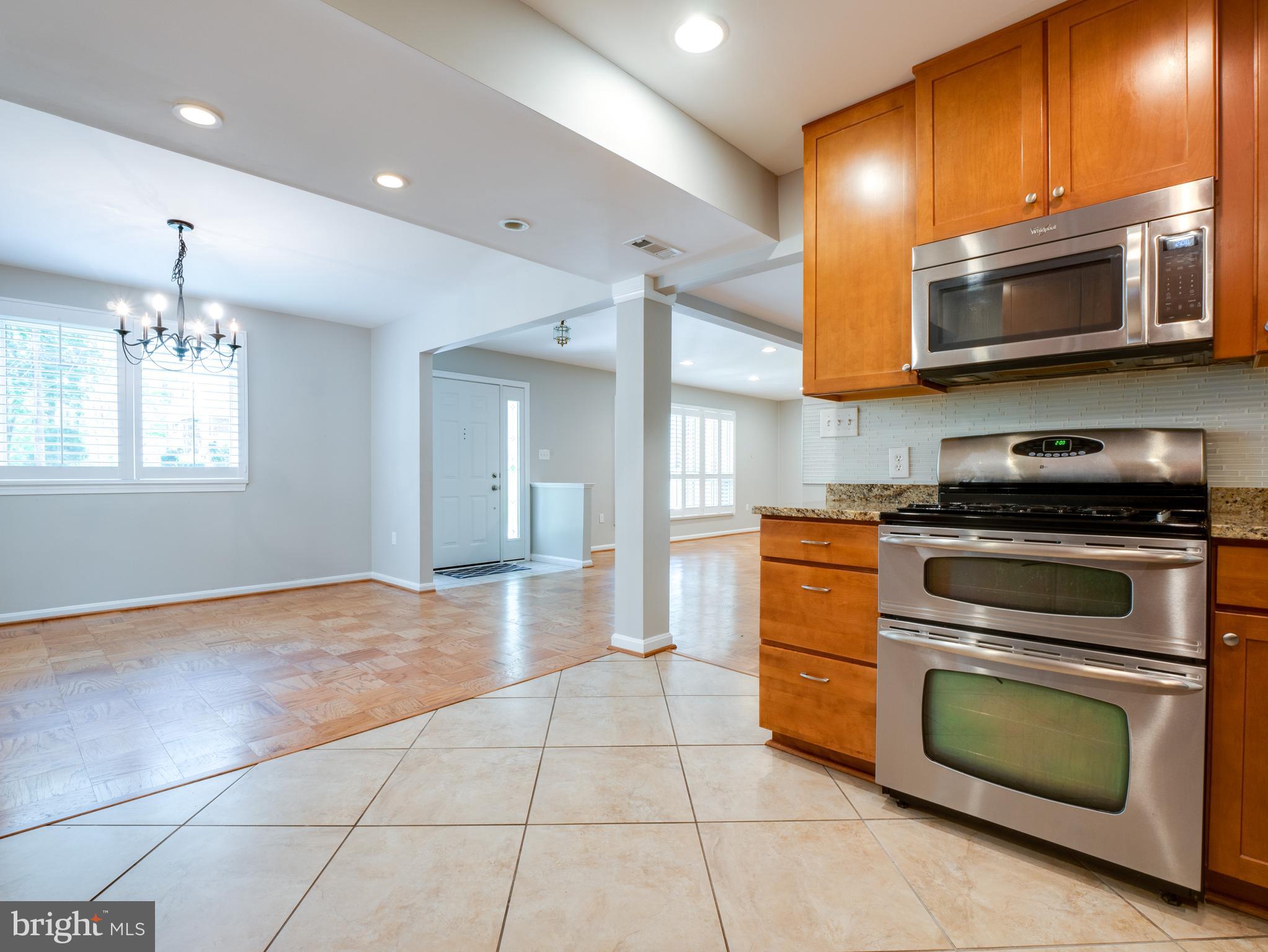 WEST SPRINGFIELD VILLAGE - Residential Lease