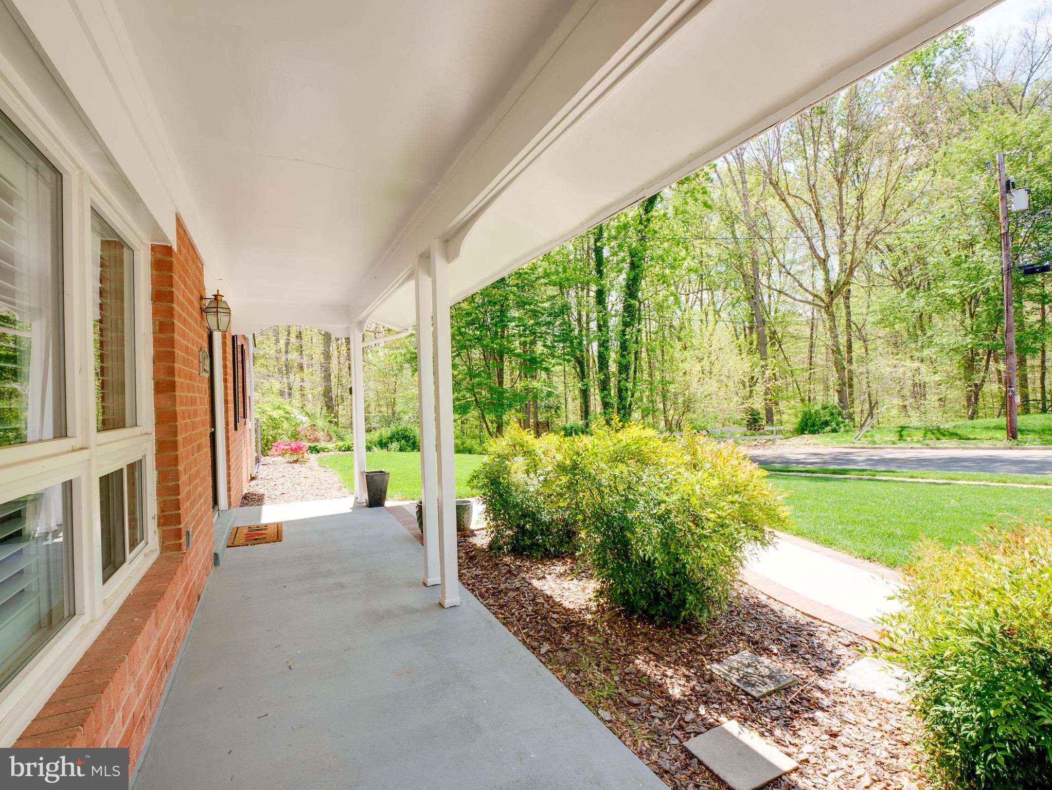 WEST SPRINGFIELD VILLAGE - Residential Lease