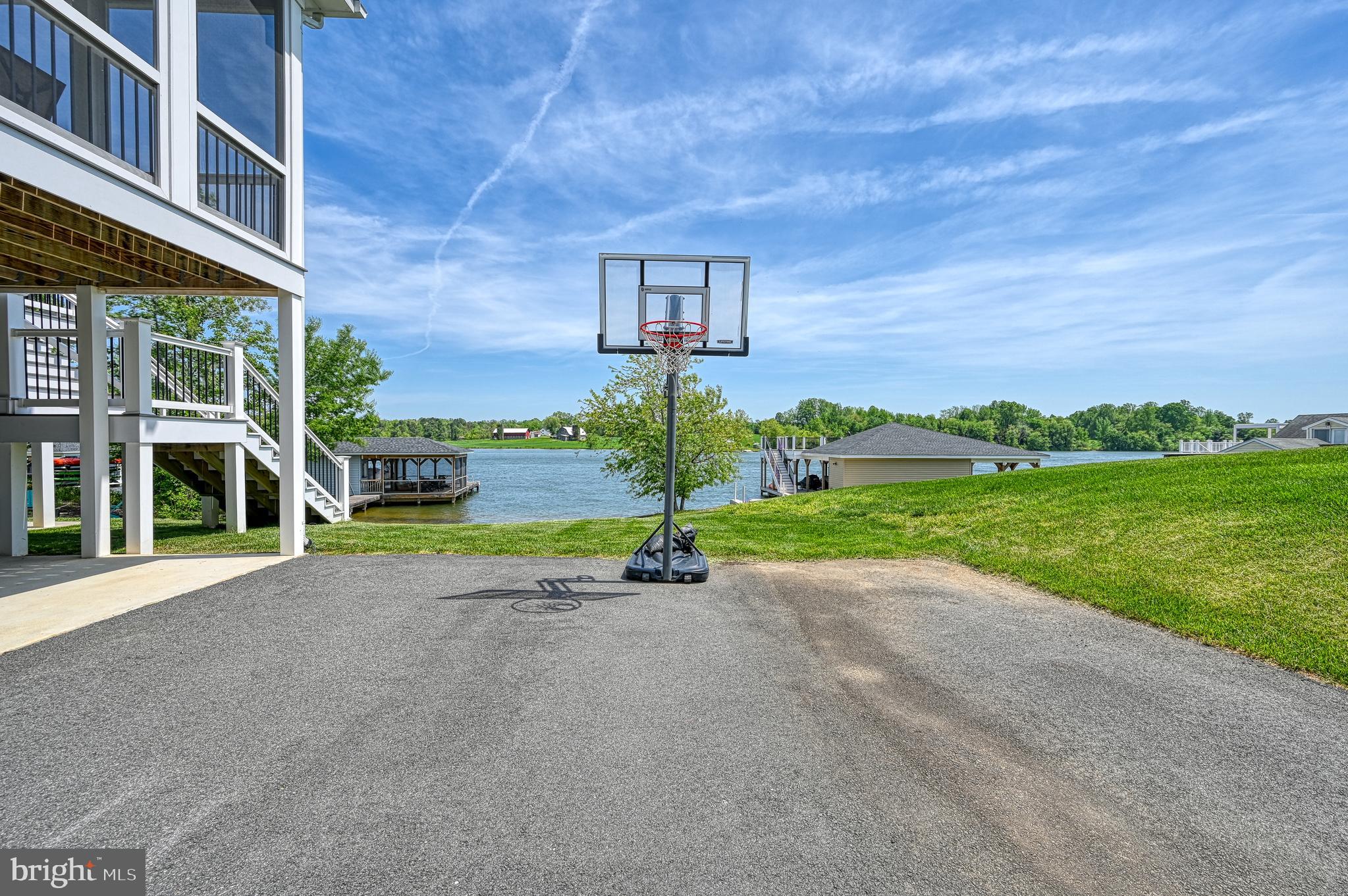 THE WATERS AT LAKE ANNA - Residential