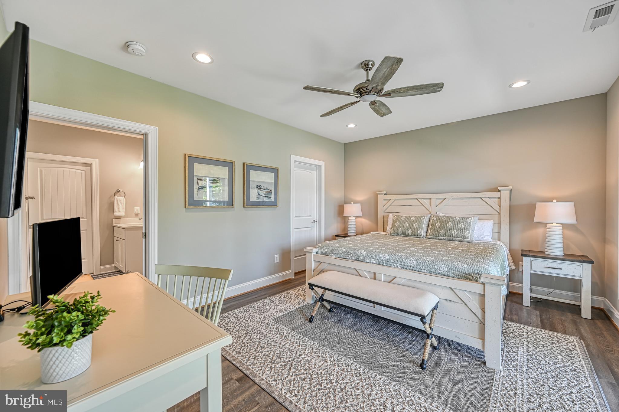 THE WATERS AT LAKE ANNA - Residential