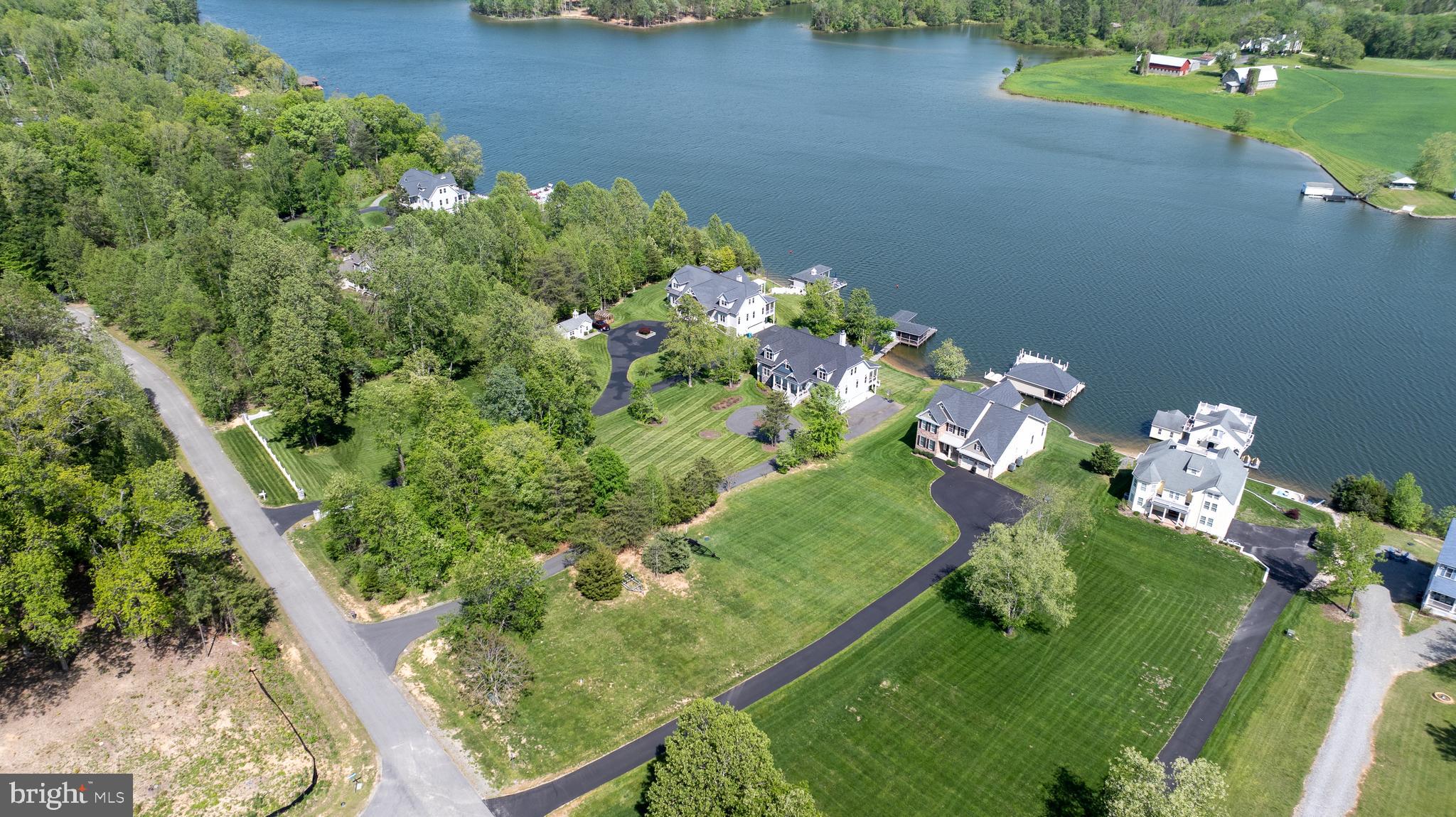 THE WATERS AT LAKE ANNA - Residential