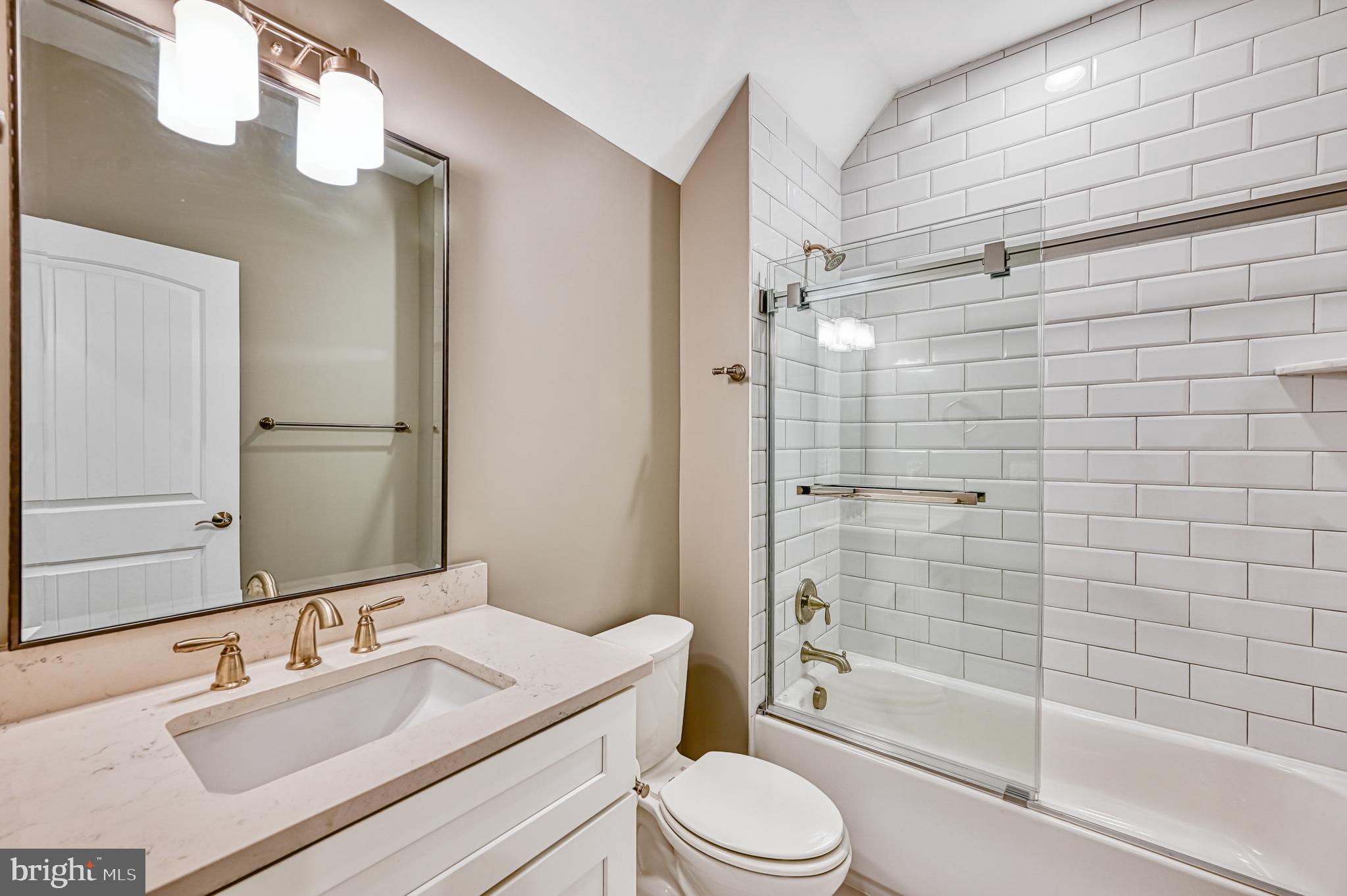 THE WATERS AT LAKE ANNA - Residential