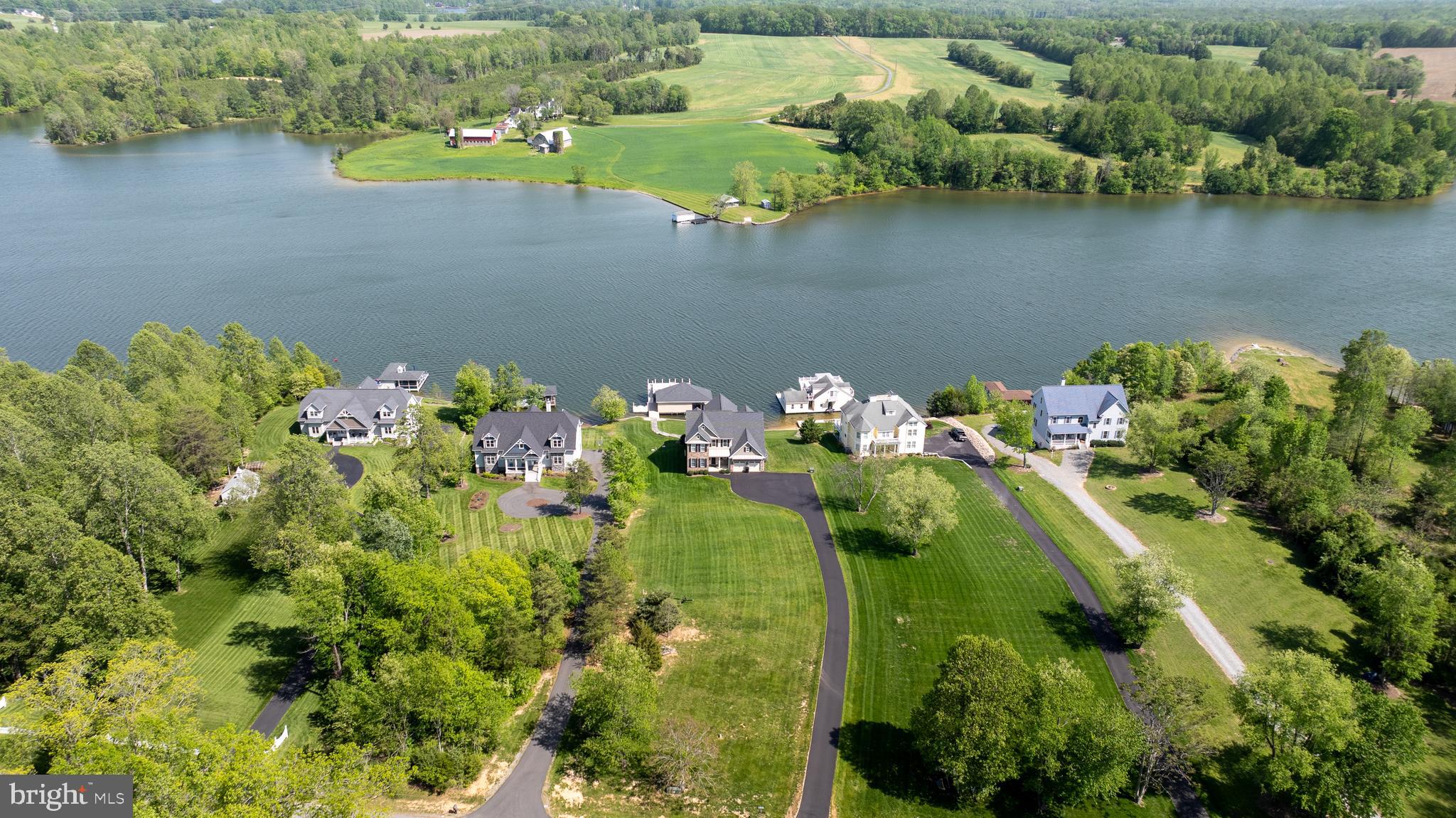 THE WATERS AT LAKE ANNA - Residential