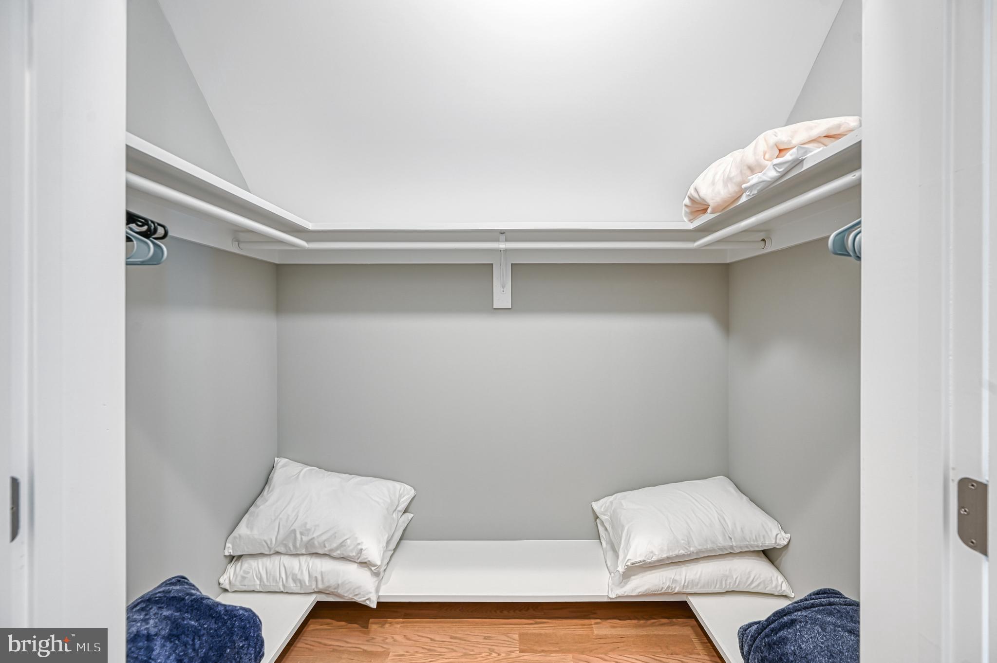 THE WATERS AT LAKE ANNA - Residential