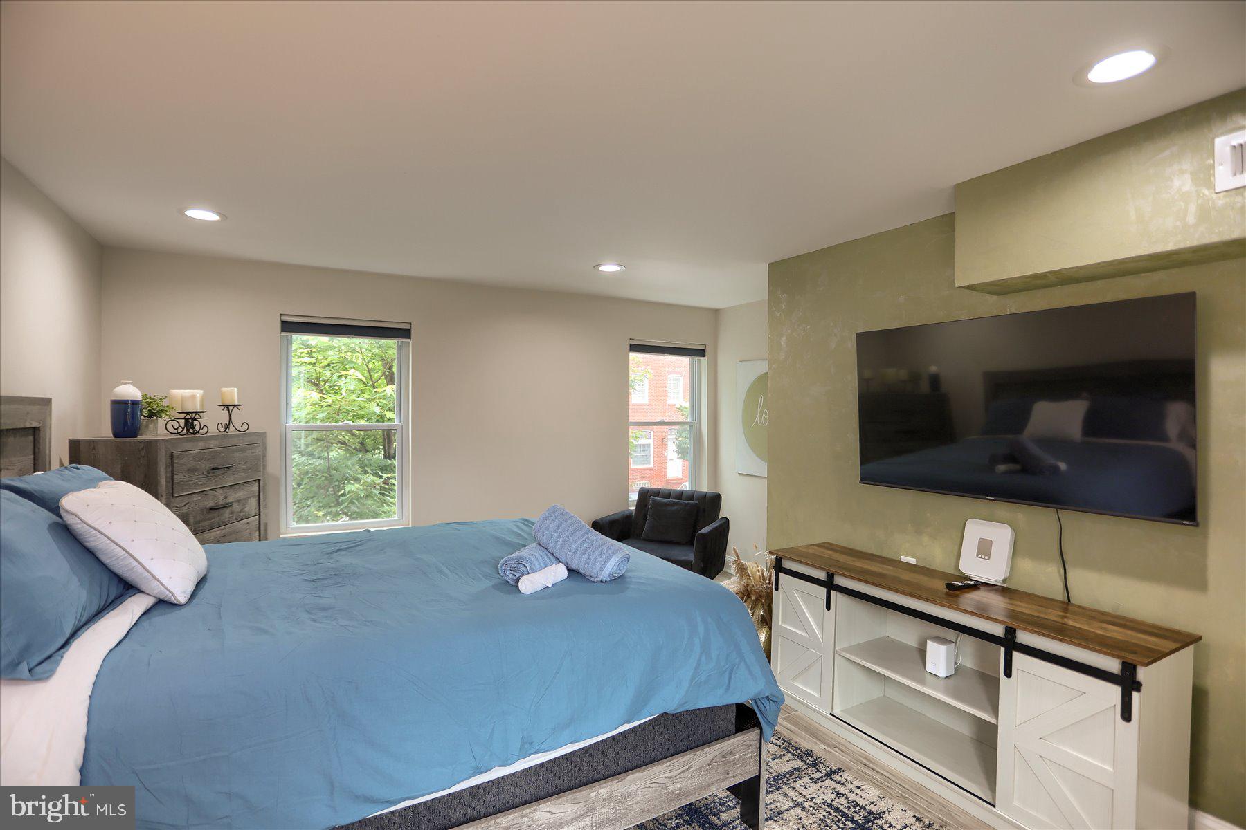 UPPER FELLS POINT - Residential