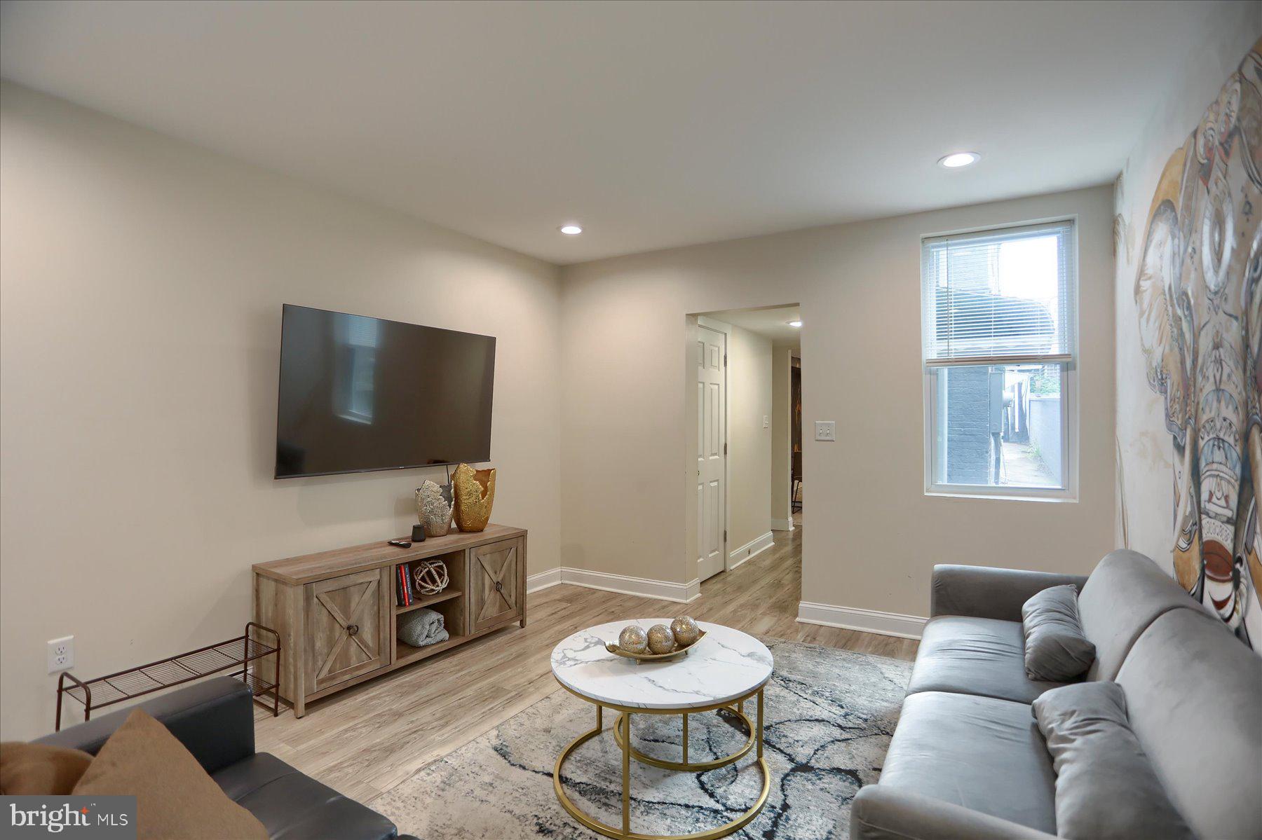 UPPER FELLS POINT - Residential