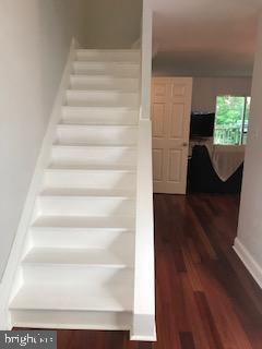 CROFTON MEADOWS - Residential