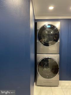 CROFTON MEADOWS - Residential