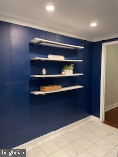 CROFTON MEADOWS - Residential