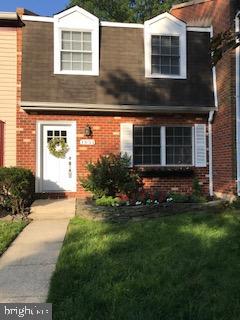 CROFTON MEADOWS - Residential