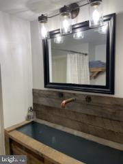 CROFTON MEADOWS - Residential