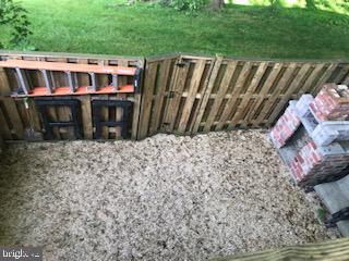 CROFTON MEADOWS - Residential