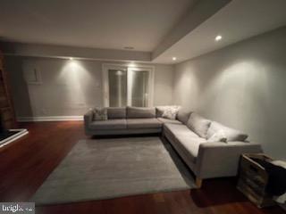 CROFTON MEADOWS - Residential