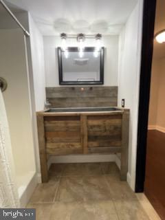 CROFTON MEADOWS - Residential