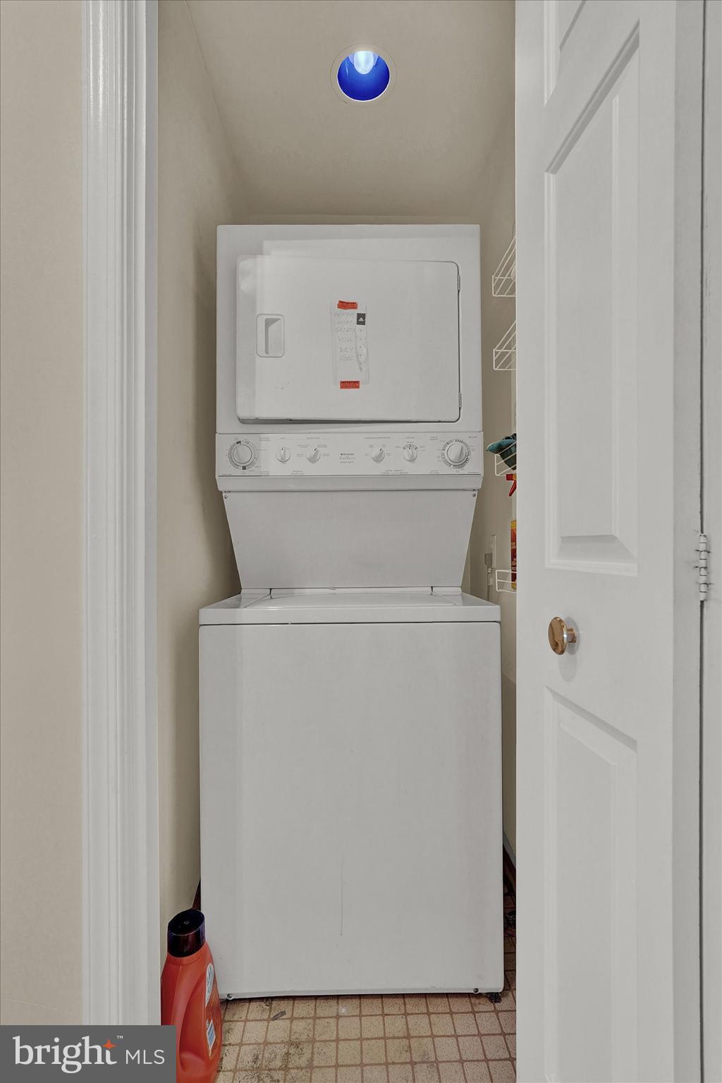 WYNTRE BROOKE CONDOS - Residential