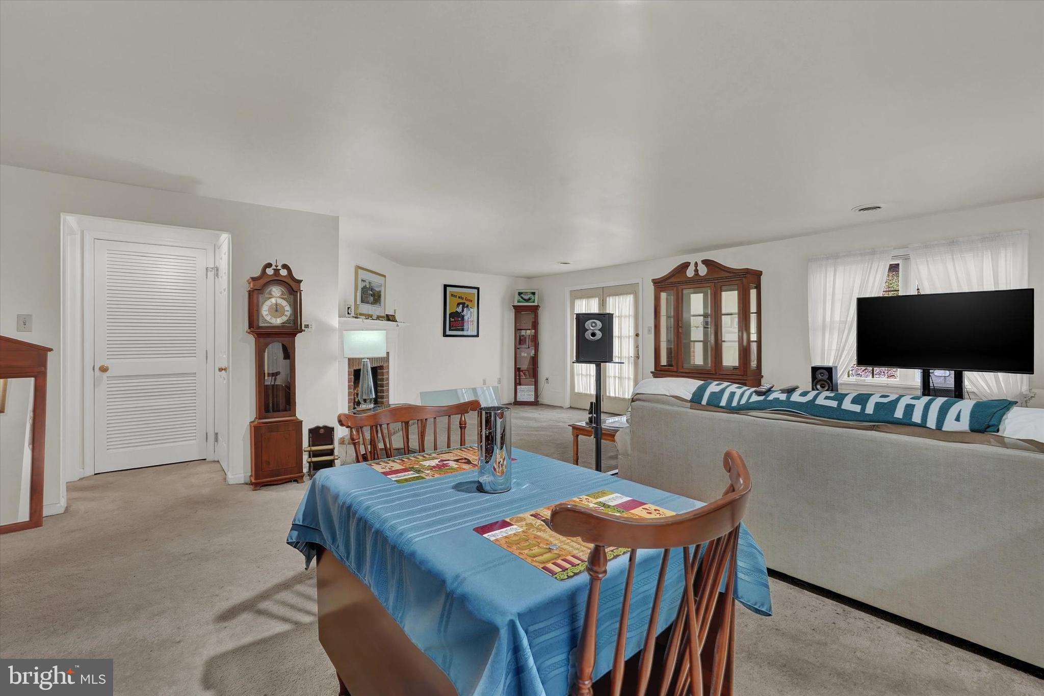 WYNTRE BROOKE CONDOS - Residential