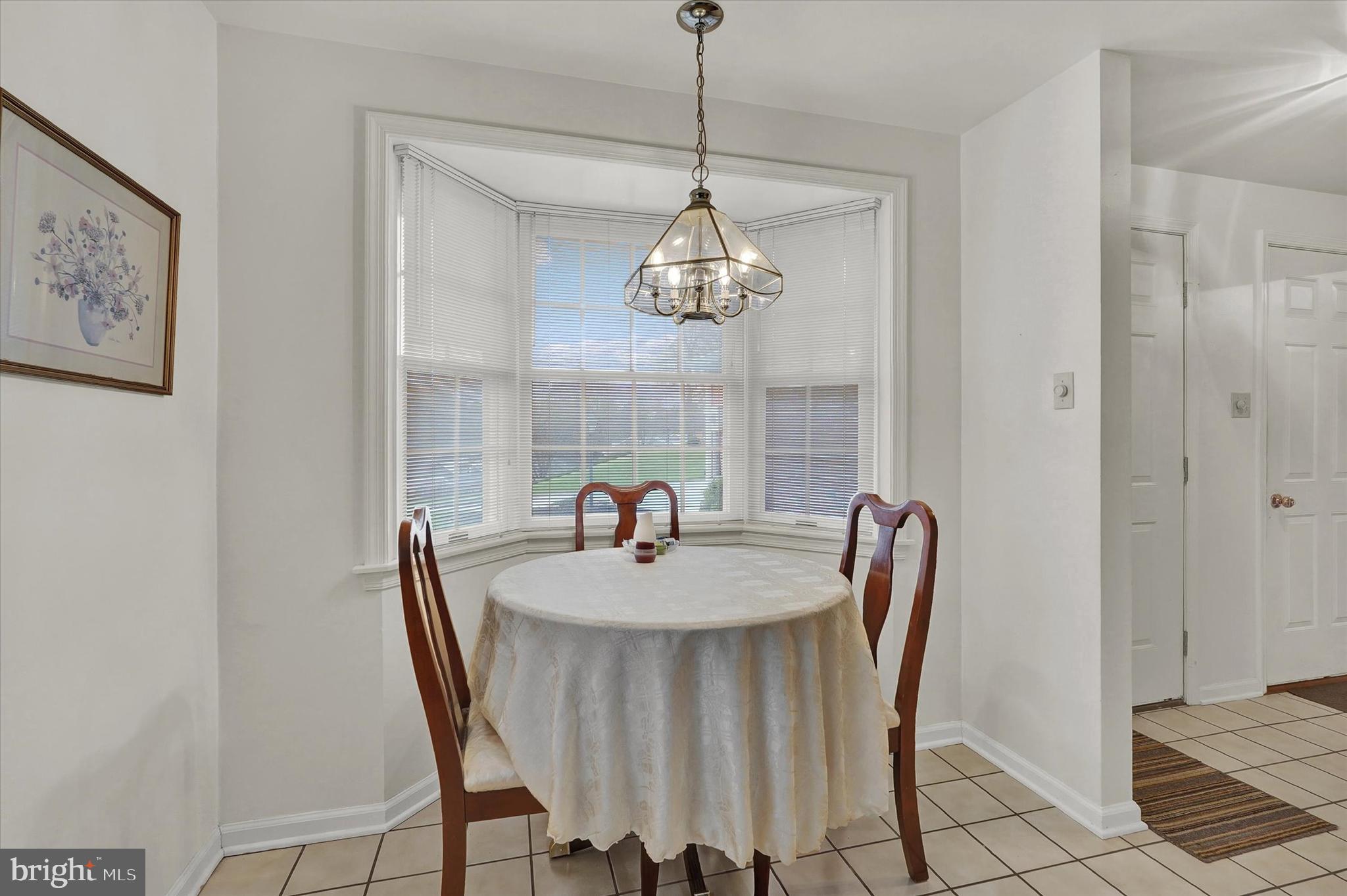 WYNTRE BROOKE CONDOS - Residential