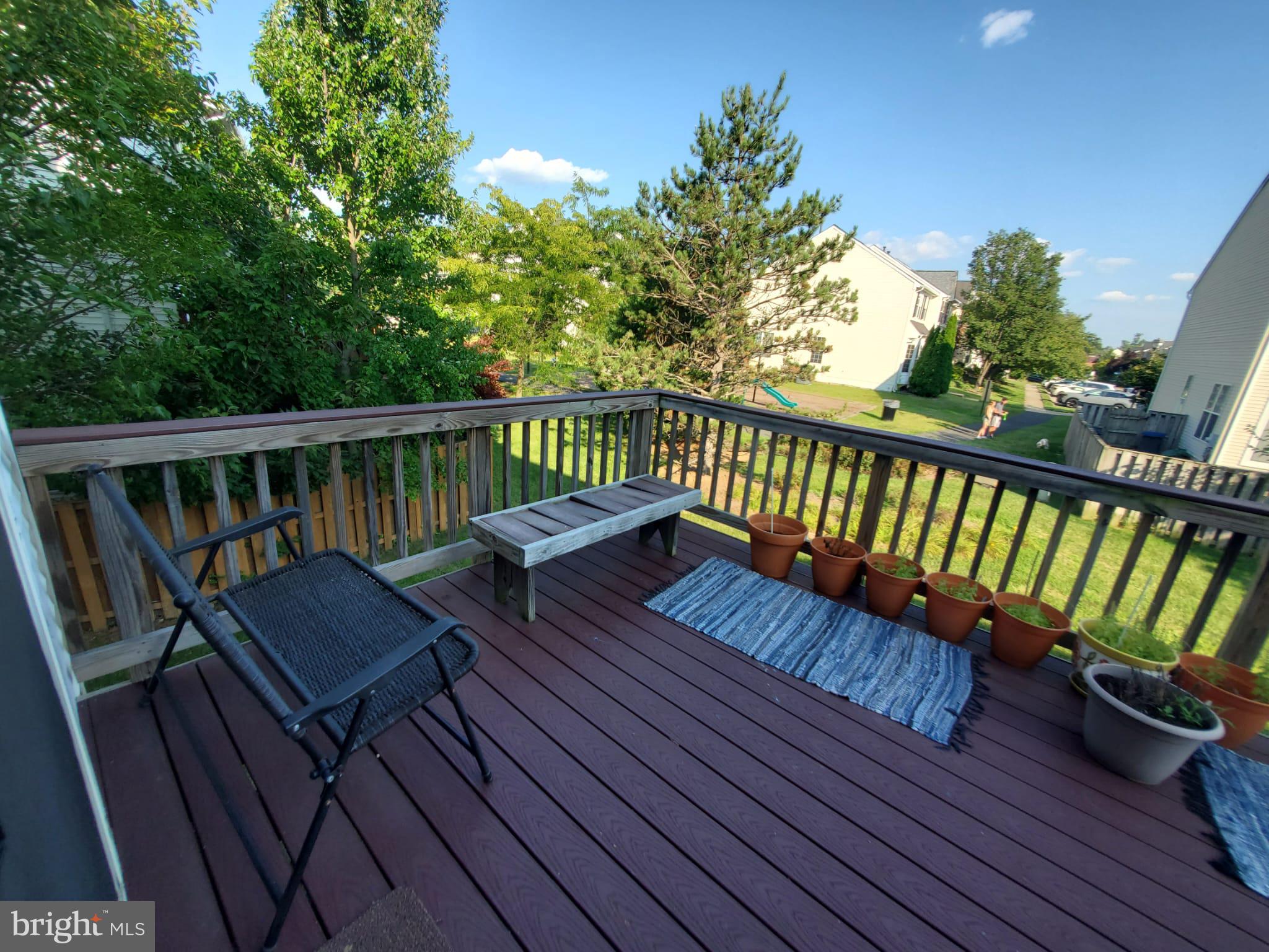 MCNAIR FARMS LANDBAY - Residential Lease