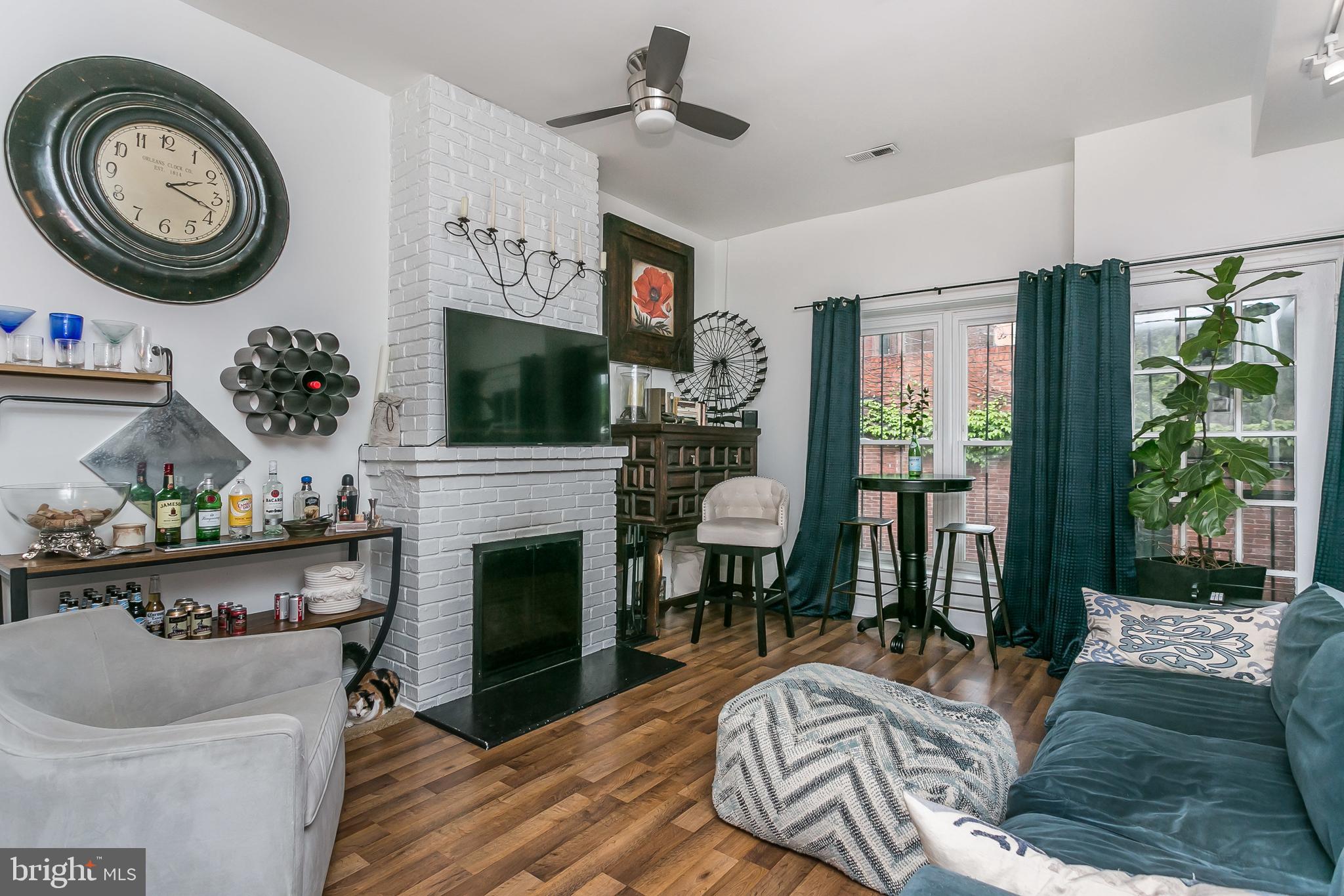 MOUNT VERNON PLACE HISTORIC DISTRICT - Residential Lease