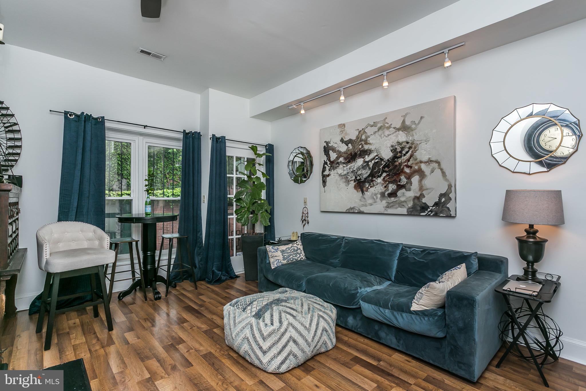 MOUNT VERNON PLACE HISTORIC DISTRICT - Residential Lease