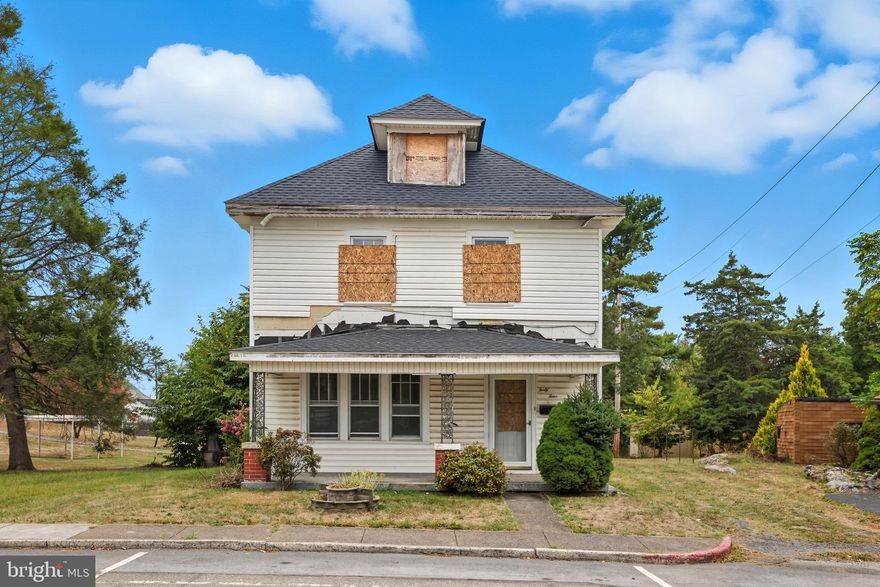 This property offers a blank canvas, ready for a full renovation to suit your vision!