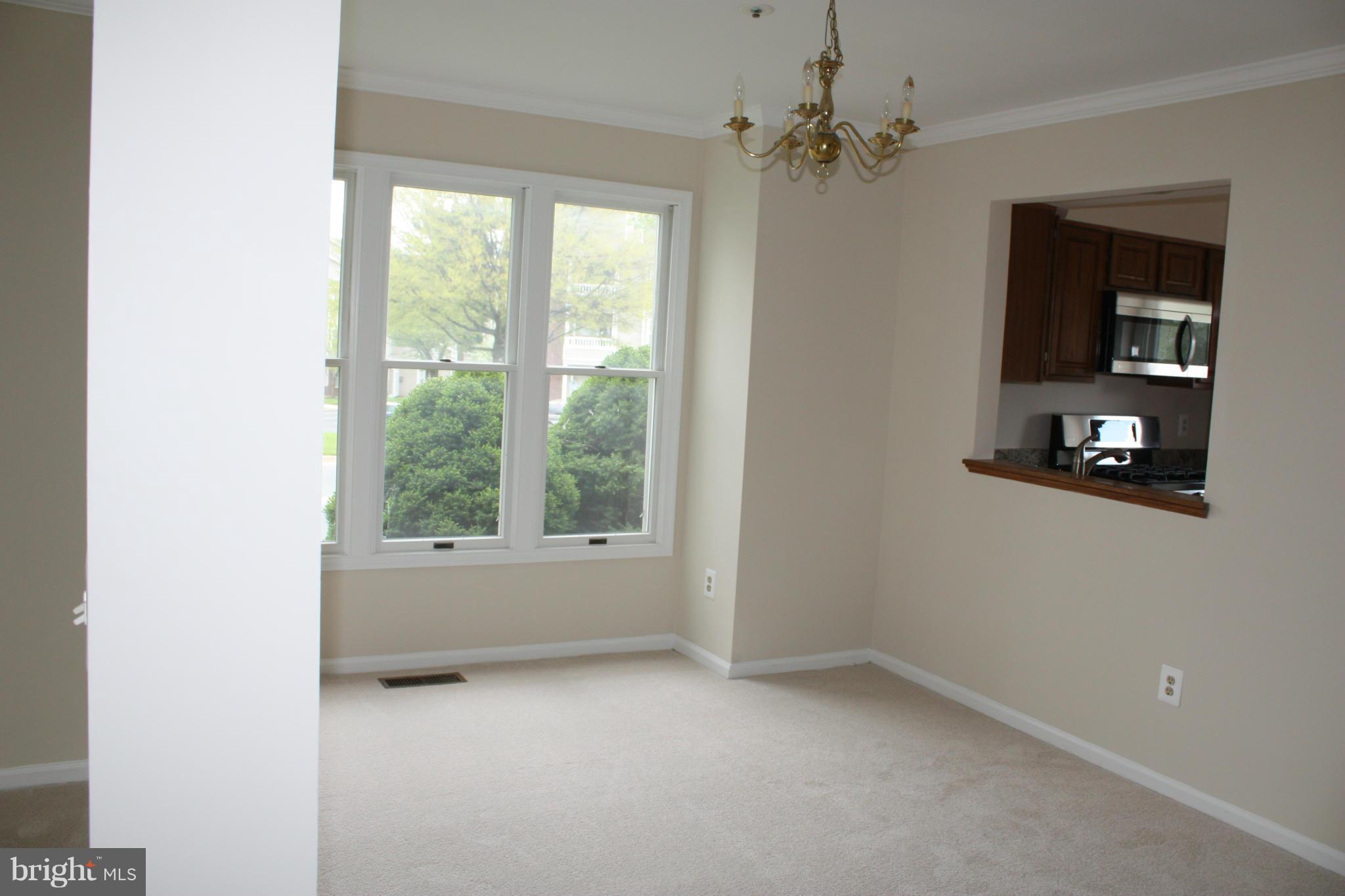 ASHBURN VILLAGE - Residential