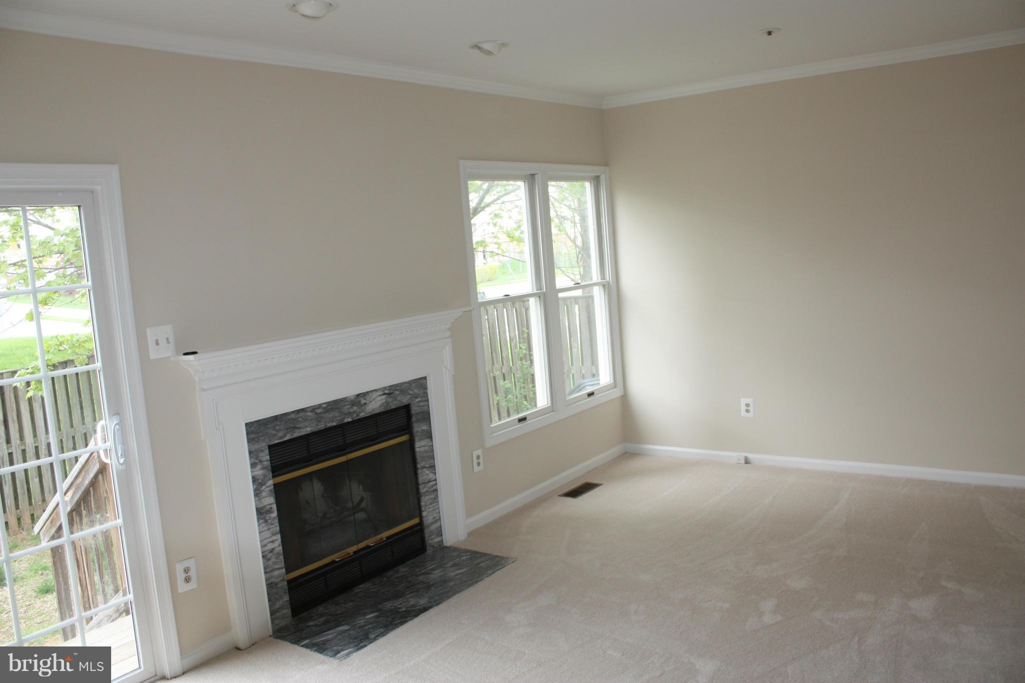 ASHBURN VILLAGE - Residential