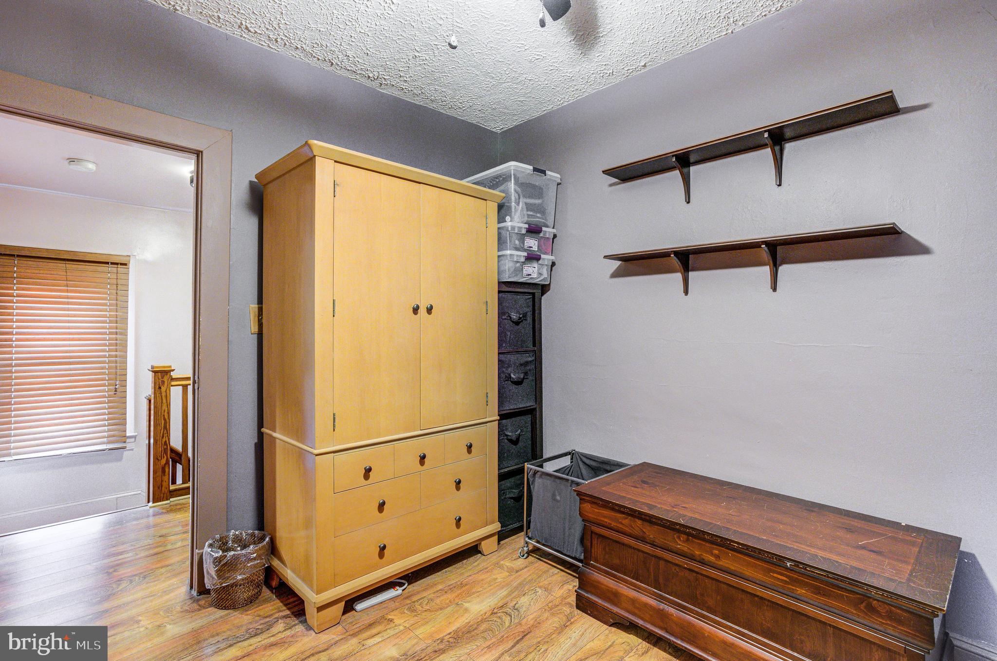 GARDENVILLE - Residential