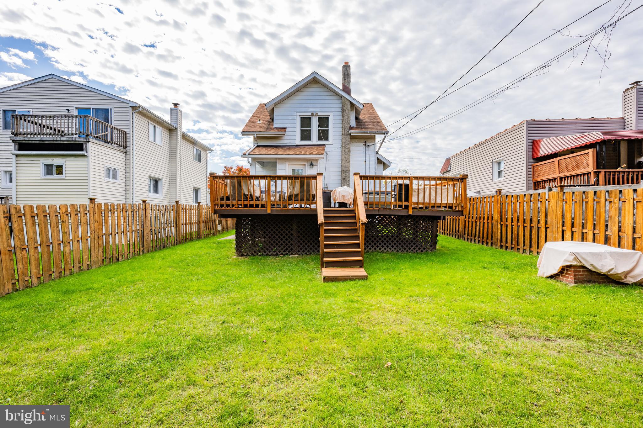 GARDENVILLE - Residential