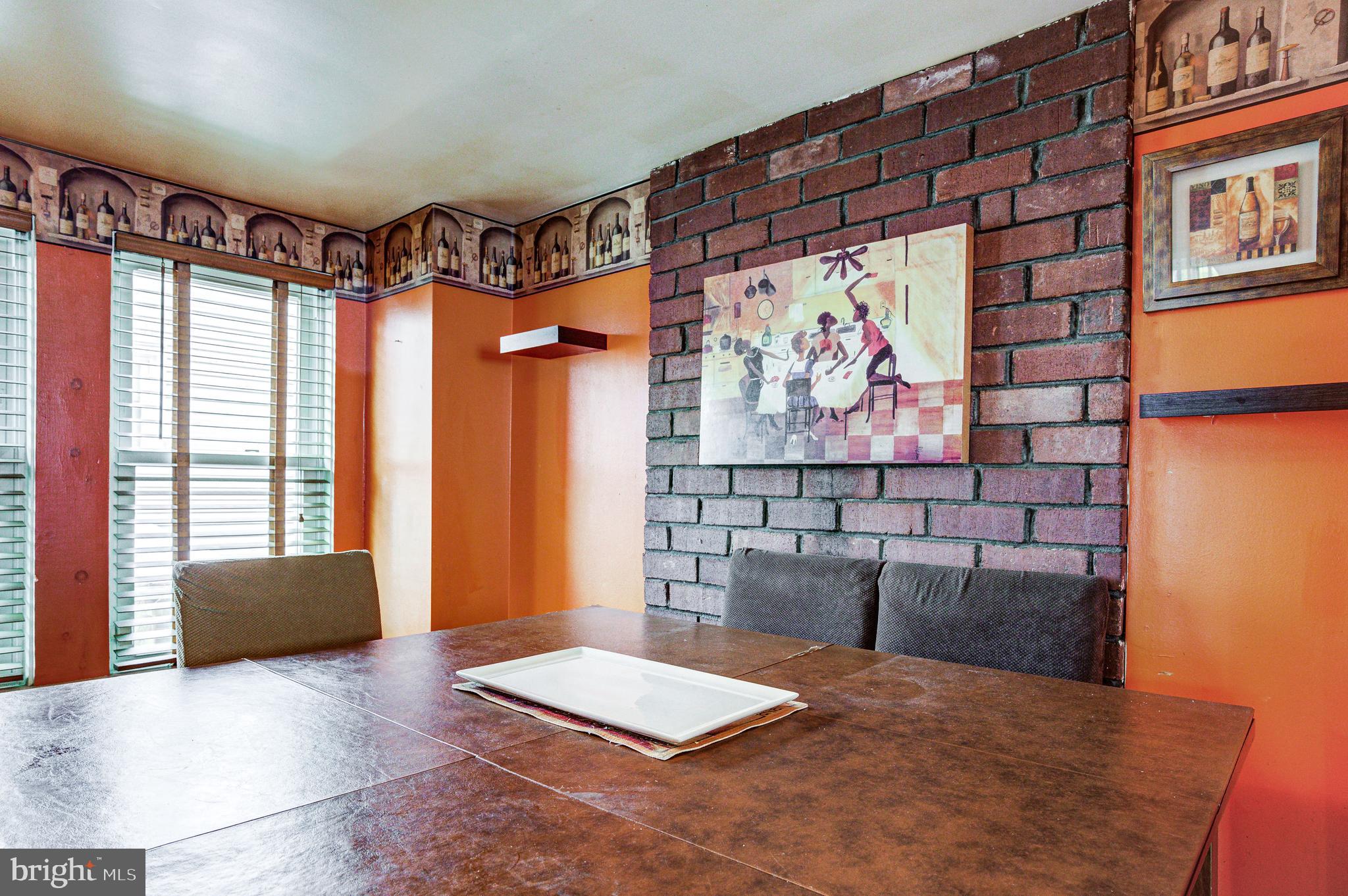 GARDENVILLE - Residential