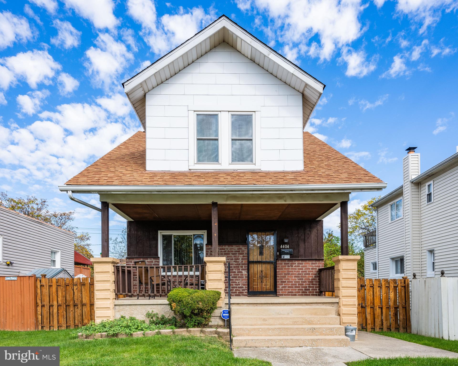 GARDENVILLE - Residential