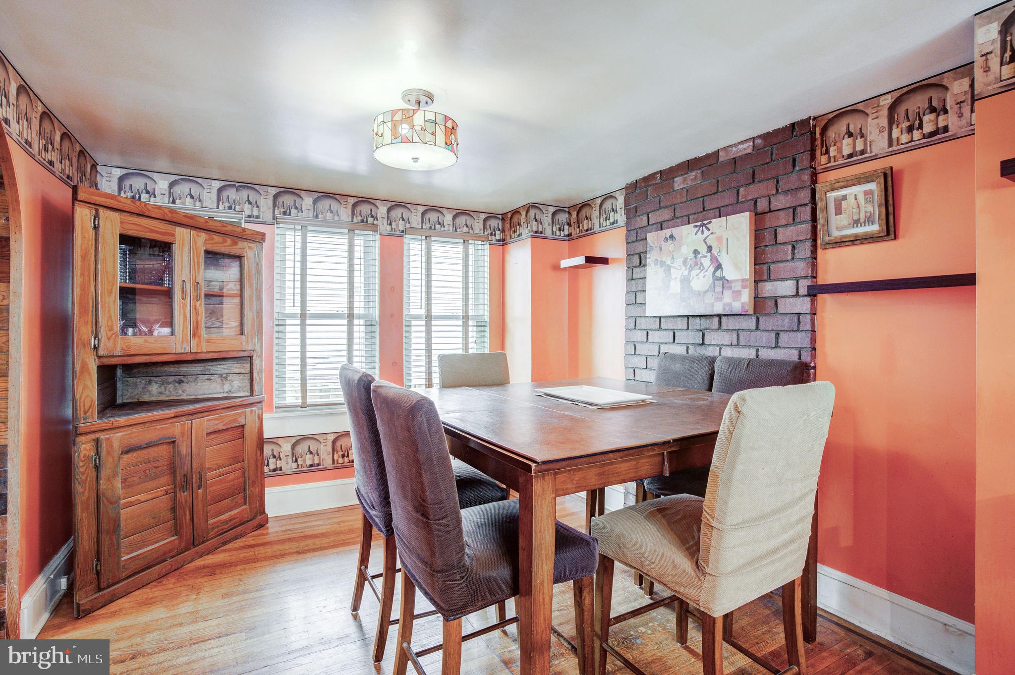 GARDENVILLE - Residential