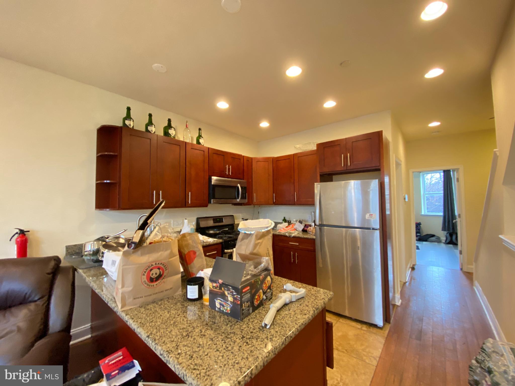 TEMPLE UNIVERSITY - Residential Lease