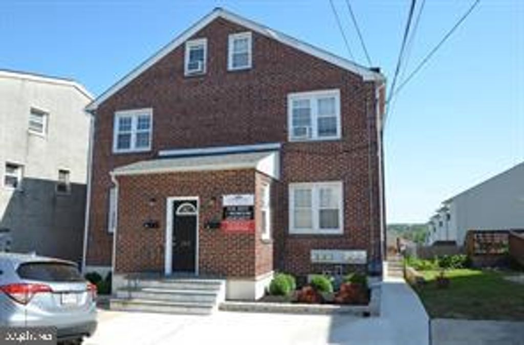 Photo of 109 7th Street #3, BRIDGEPORT, PA 19405 (MLS # PAMC2151000)