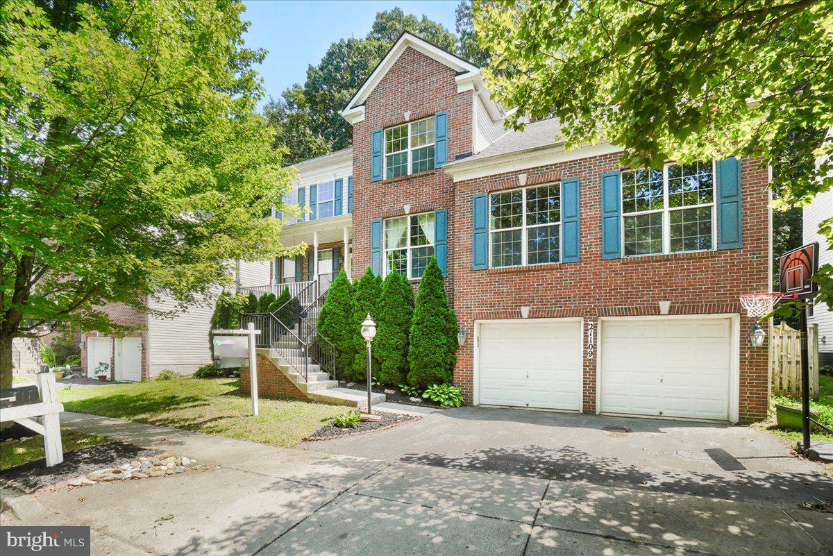 SENECA CROSSING - Residential