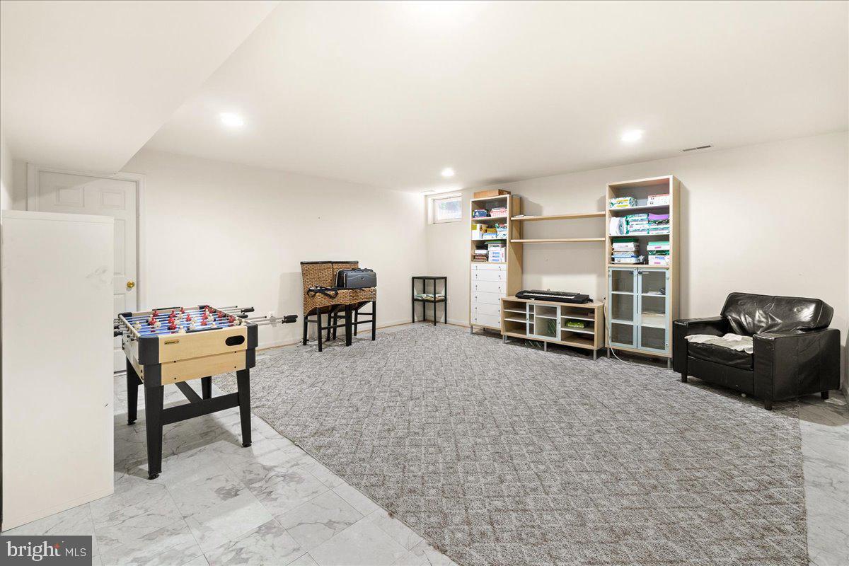 SENECA CROSSING - Residential