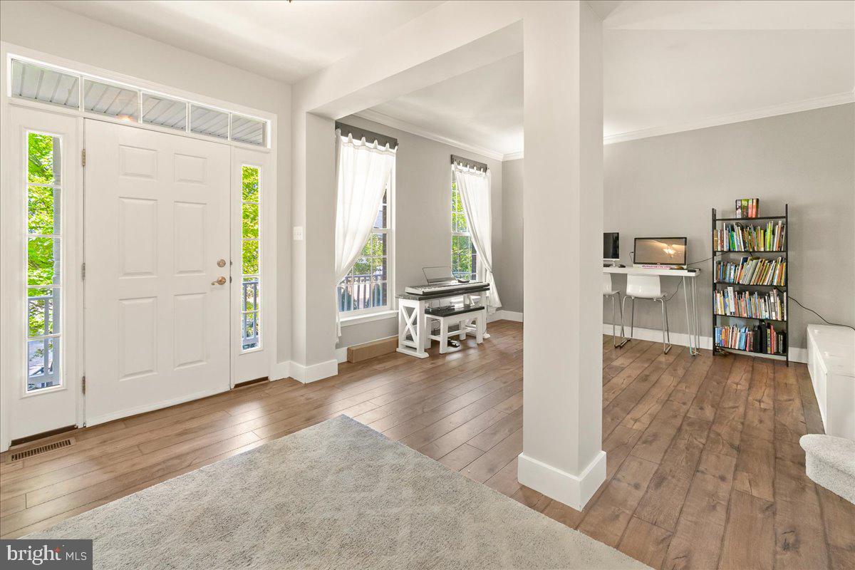 SENECA CROSSING - Residential