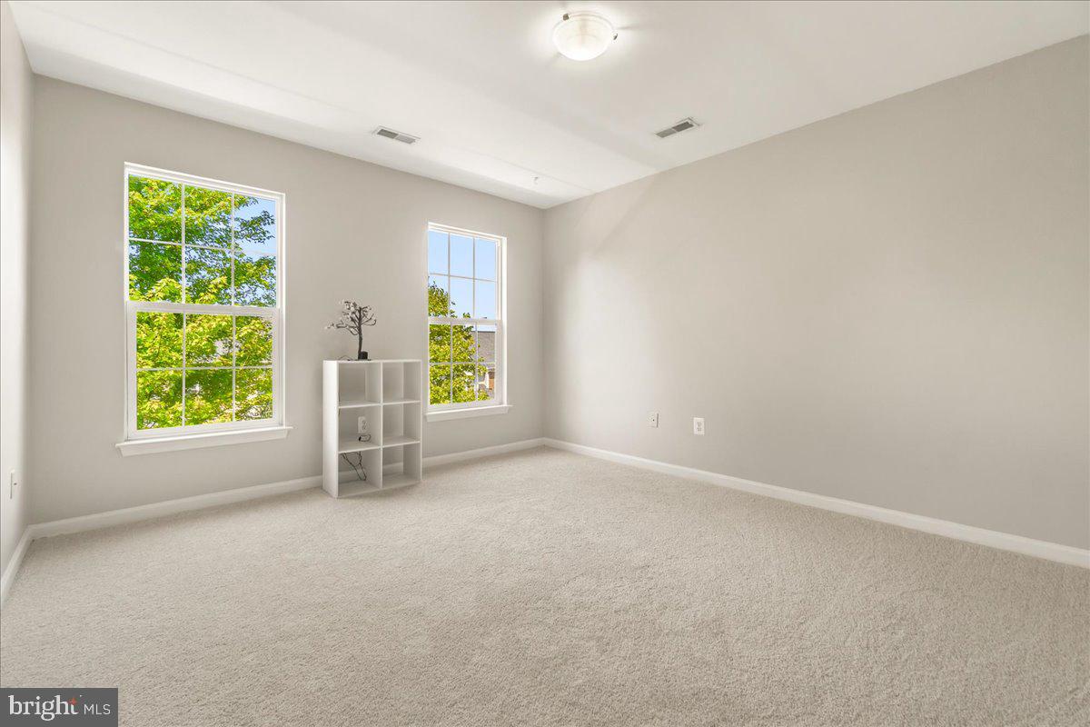 SENECA CROSSING - Residential