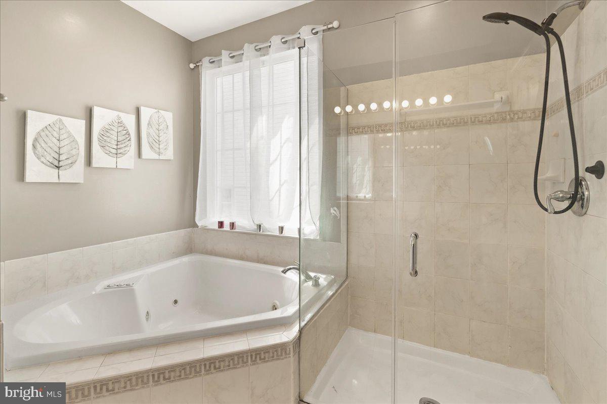 SENECA CROSSING - Residential