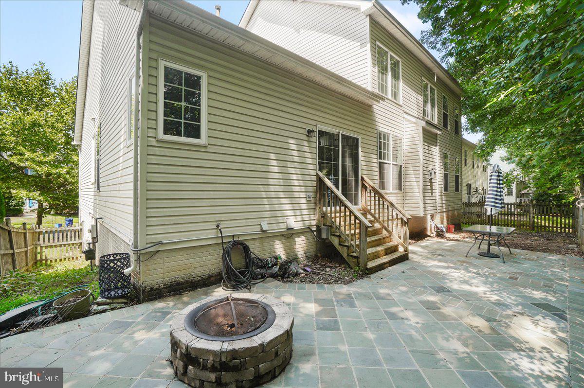 SENECA CROSSING - Residential