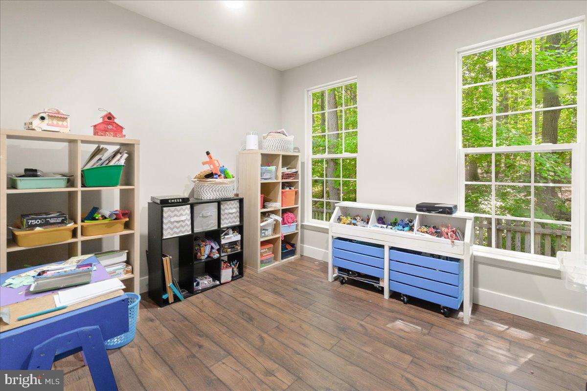 SENECA CROSSING - Residential