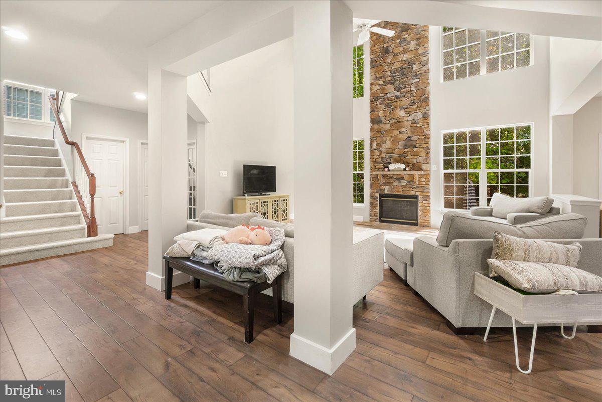 SENECA CROSSING - Residential