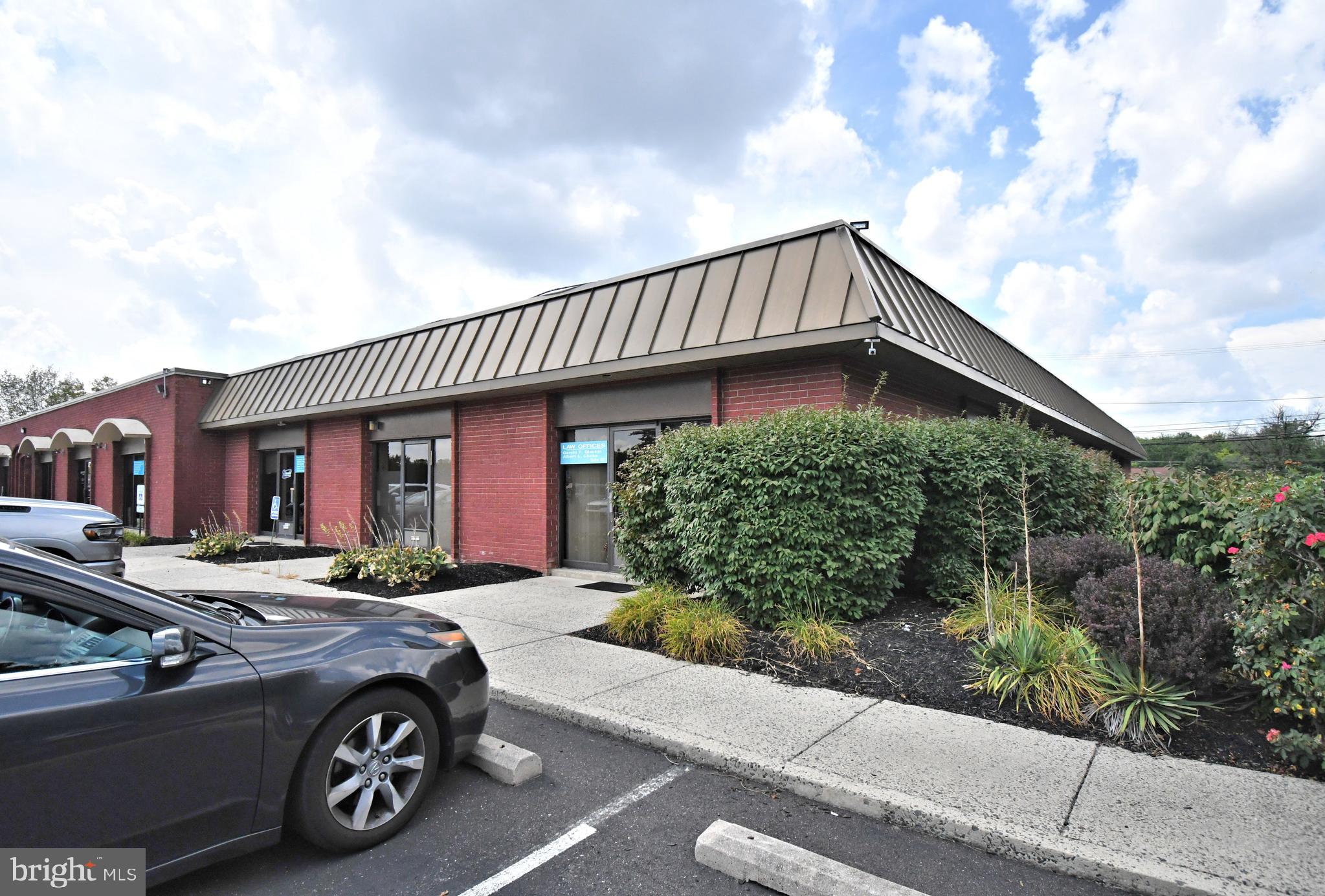 2031 N BROAD STREET E-1