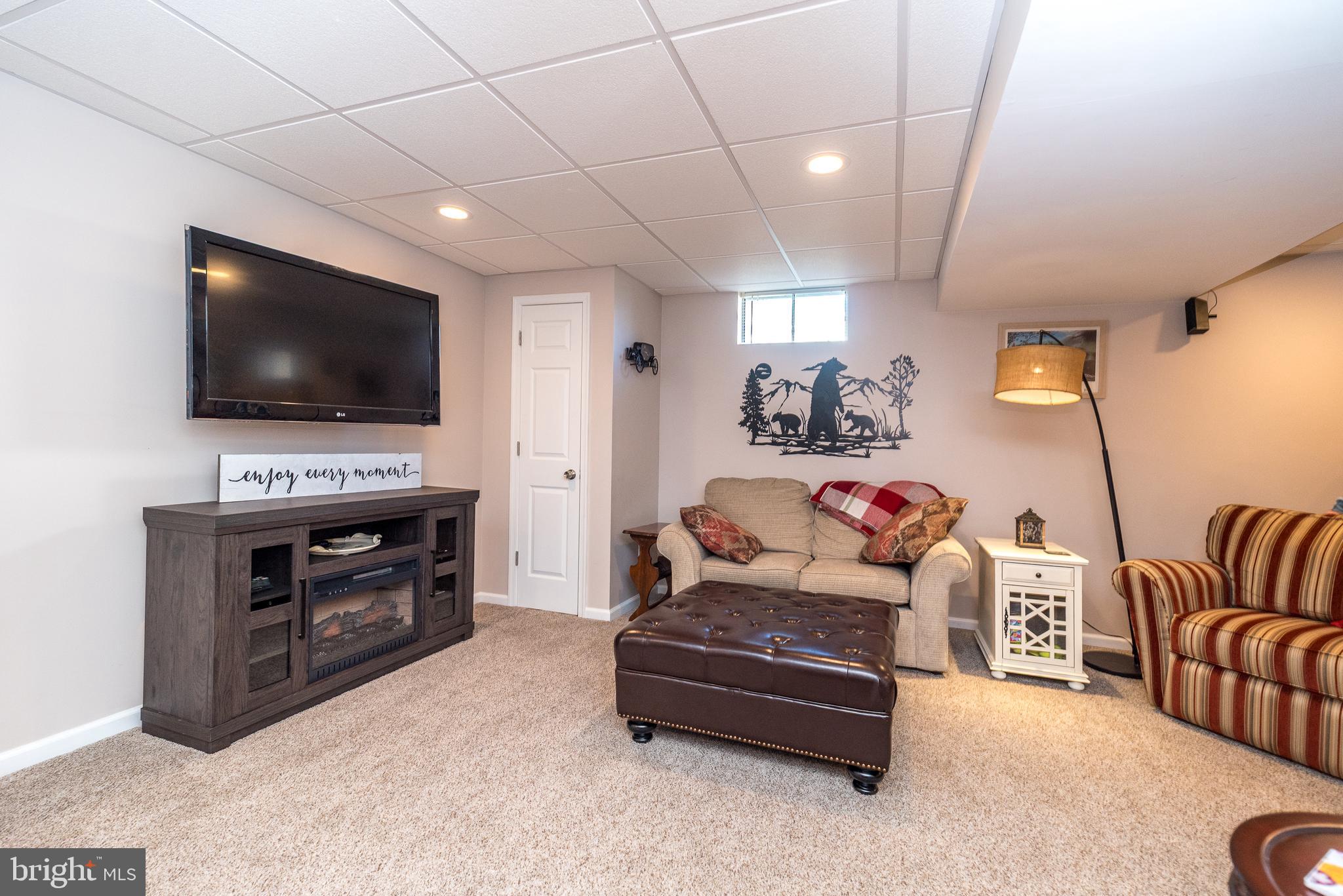 SADDLEBROOK - Residential