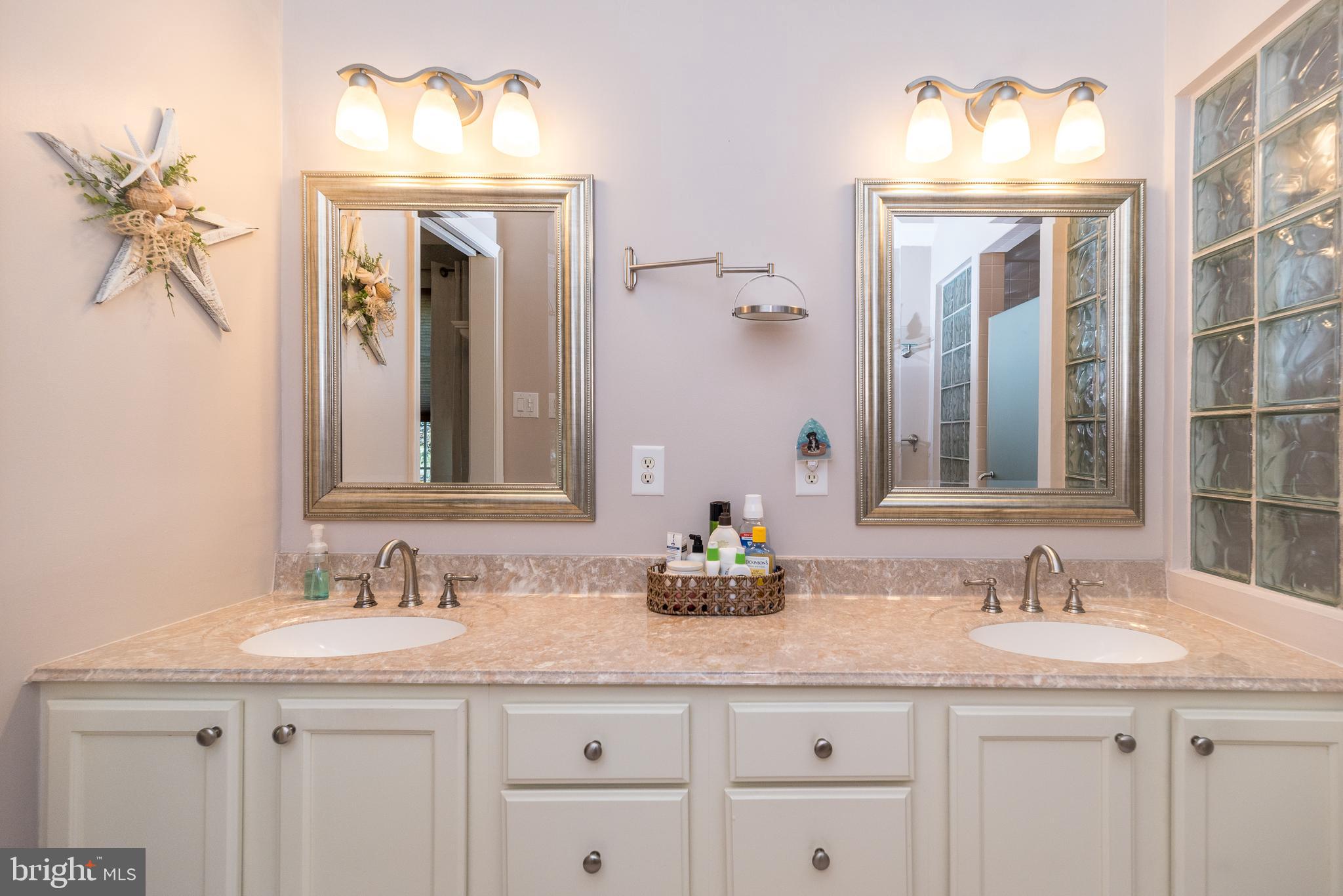 SADDLEBROOK - Residential