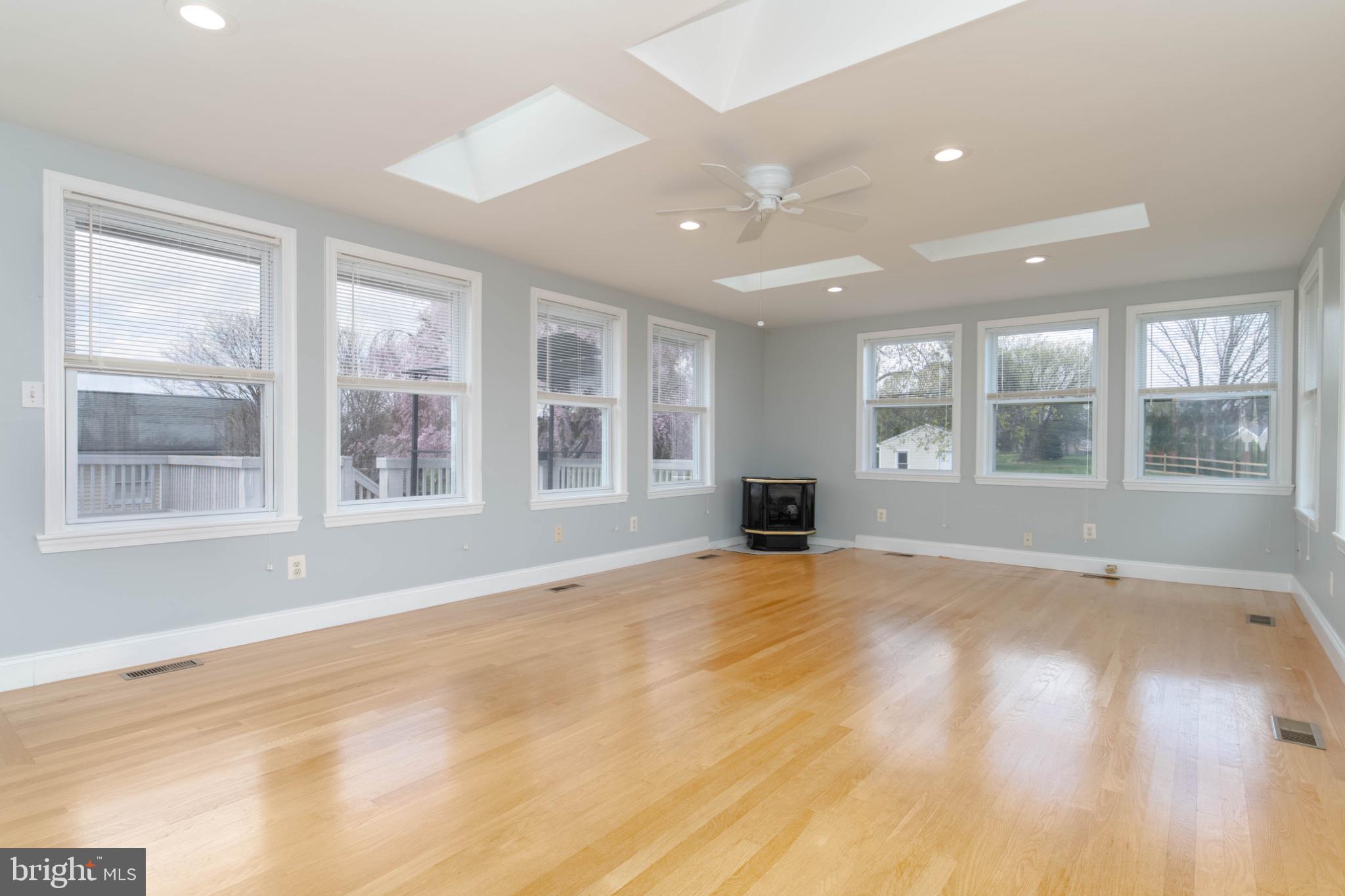 SALEM HEIGHTS - Residential