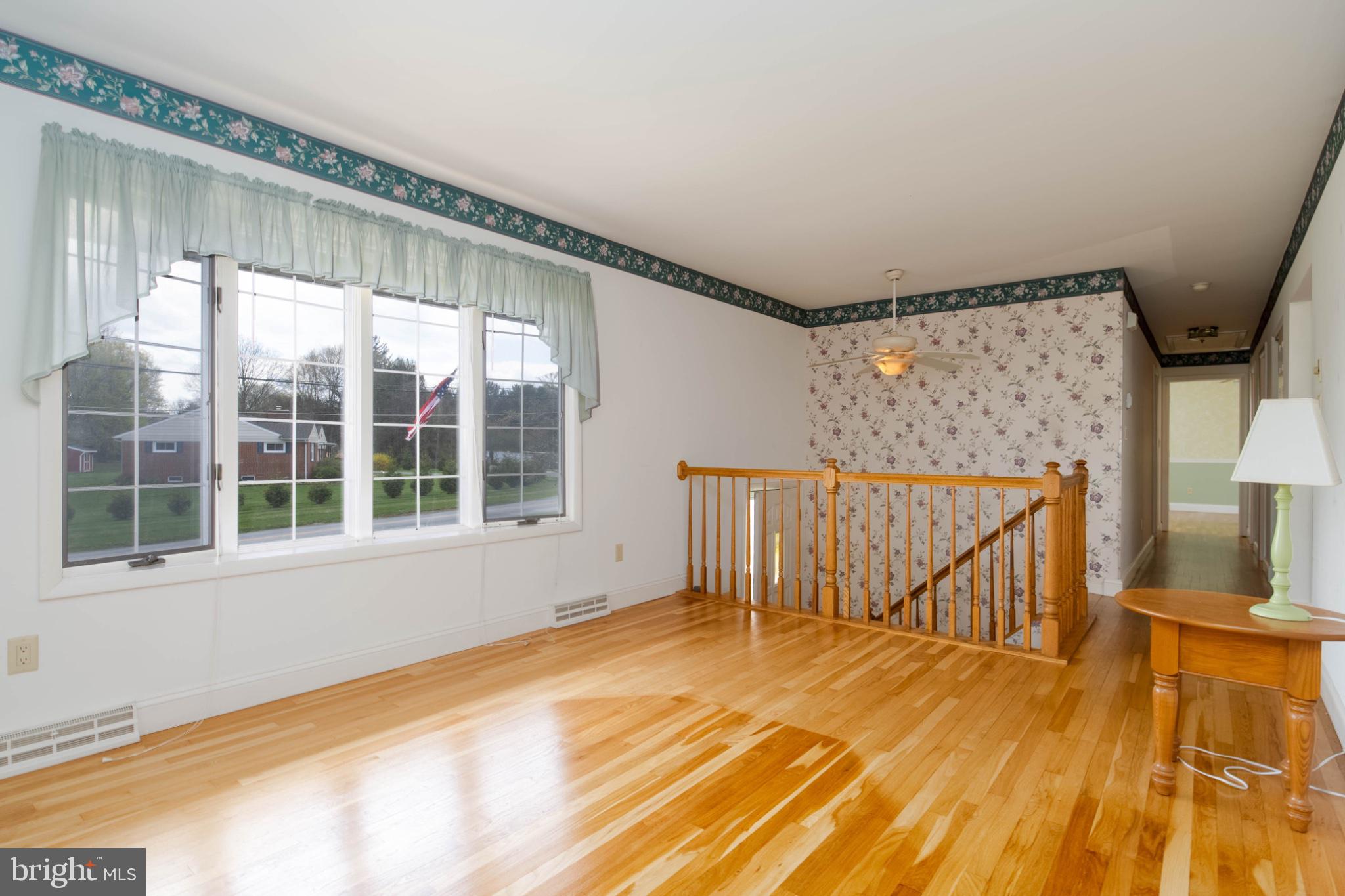 SALEM HEIGHTS - Residential