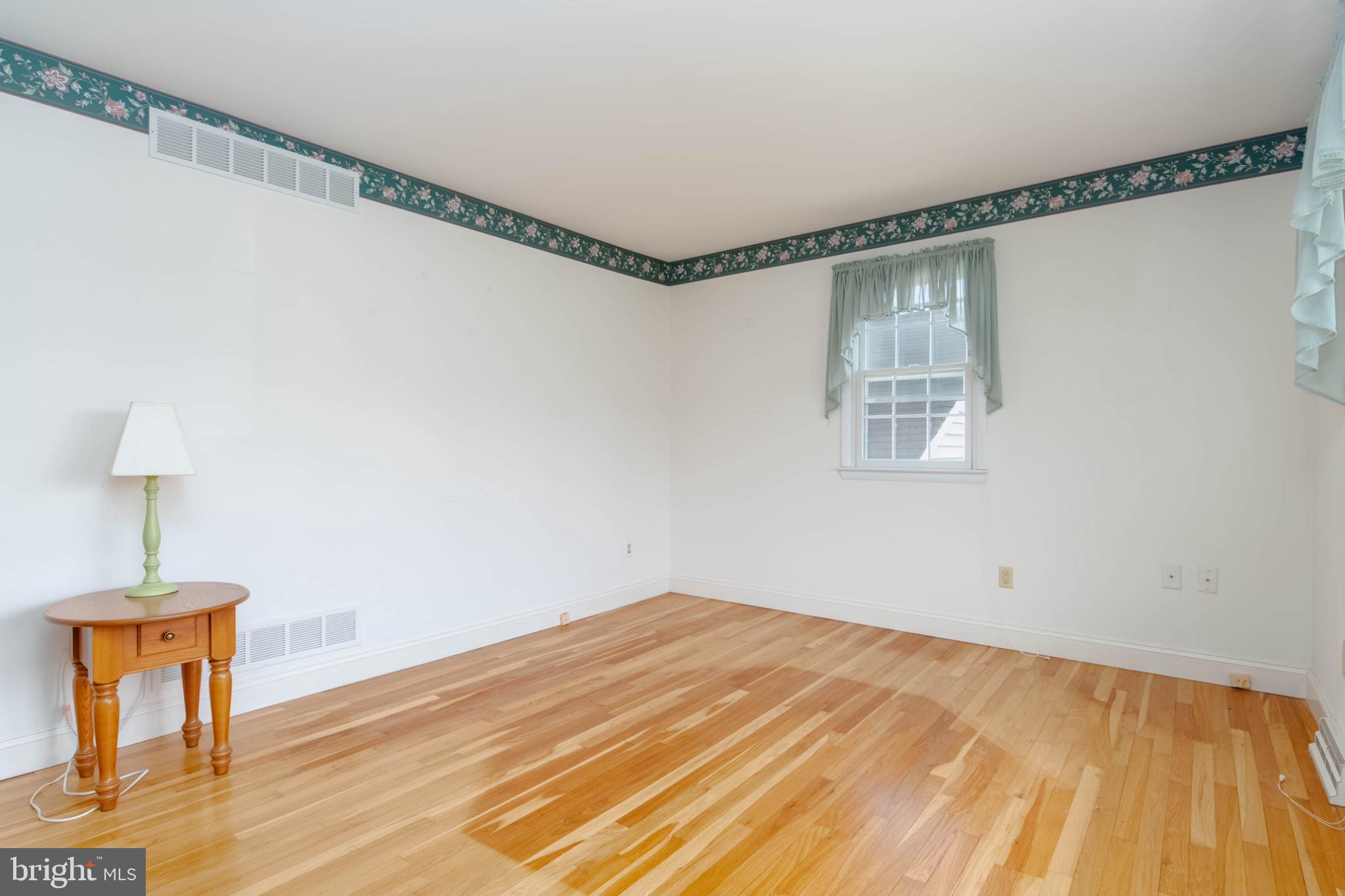 SALEM HEIGHTS - Residential