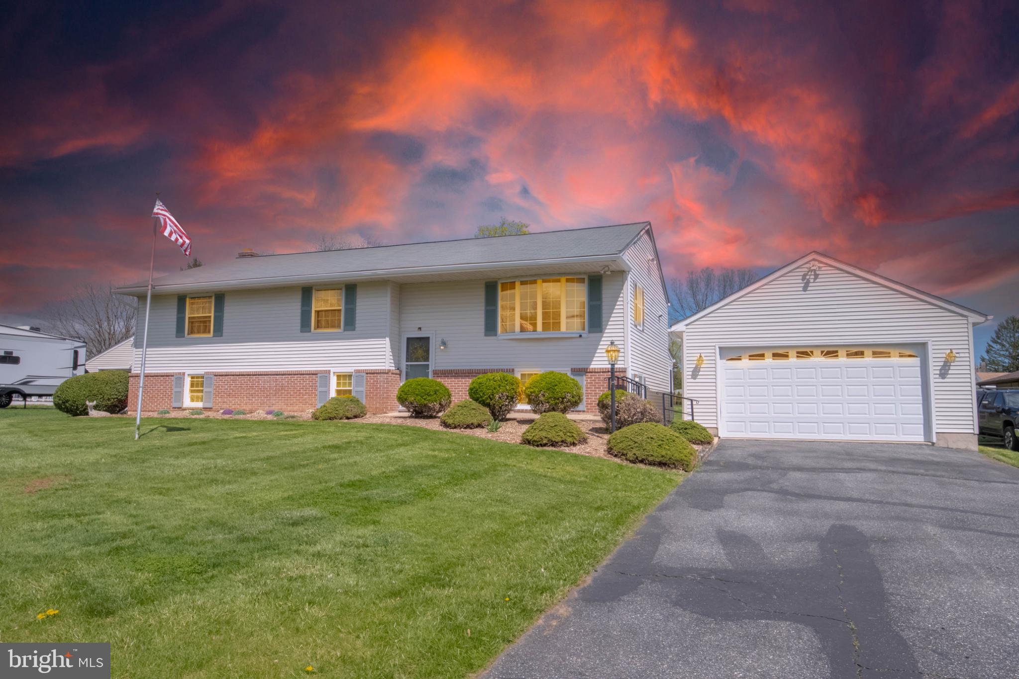 SALEM HEIGHTS - Residential